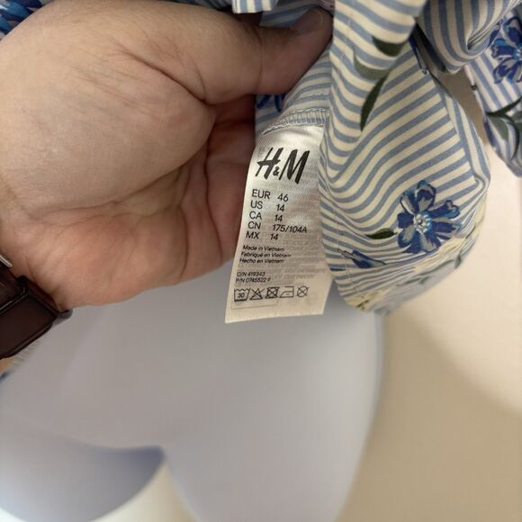 H&M Pinstripe Floral Tie Sleeve Blouse Womens Size 14 100% Cotton Short Sleeve - Picture 3 of 7